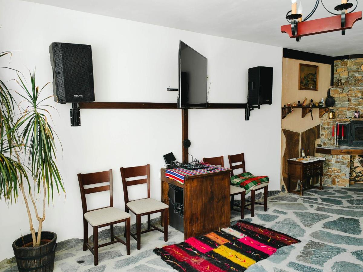 Rimovata Kashta Guest House Leshten Dış mekan fotoğraf