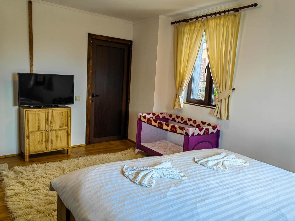 Rimovata Kashta Guest House Leshten Dış mekan fotoğraf